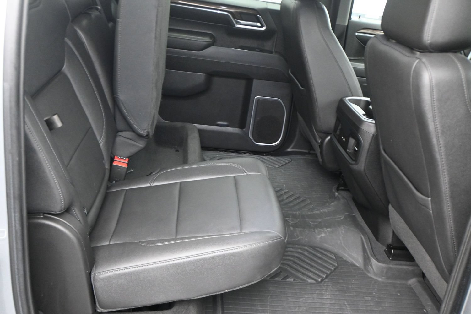 Used 2023 Chevrolet Silverado 1500 RST AWD/4WD image 14