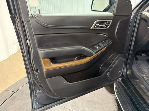 Used 2020 GMC Yukon Denali w/ Open Road Package image 4