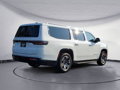 Used 2024 Jeep Wagoneer L Series II w/ Flexible Seating Group