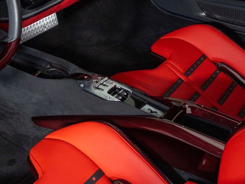 Used 2023 Ferrari SF90 Stradale image 31