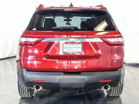Used 2020 Chevrolet Traverse LT image 8