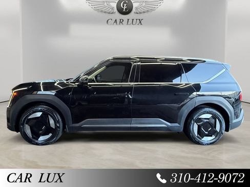 Used 2024 Kia EV9 Wind AWD/4WD image 2