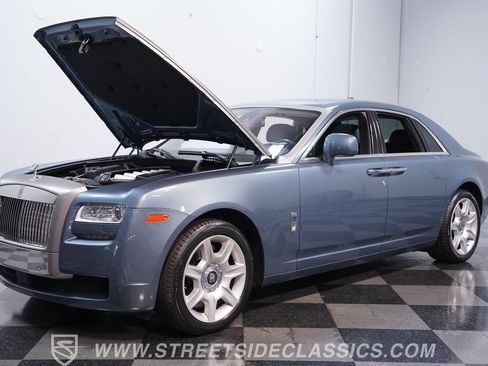 Used 2010 Rolls-Royce Ghost RWD image 26