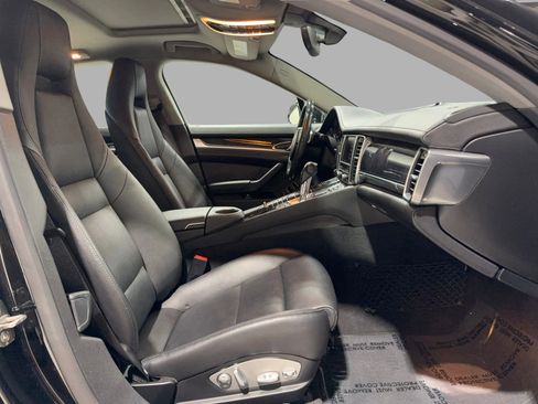 Used 2014 Porsche Panamera S image 21
