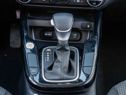 Certified 2023 Kia Soul S image 13