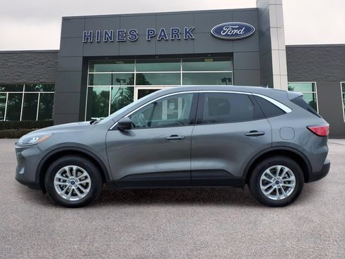 Used 2022 Ford Escape SE w/ Convenience Package image 4