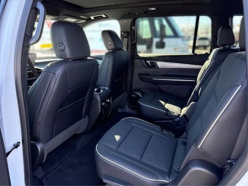 New 2026 Buick Enclave Preferred w/ Power Package image 12