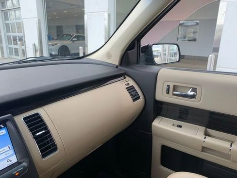 Used 2019 Ford Flex SEL w/ Equipment Group 202A image 17