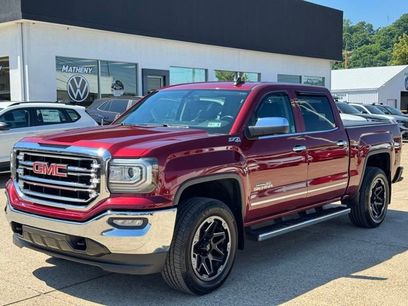 Used 2017 GMC Sierra 1500 SLT w/ SLT Premium Package