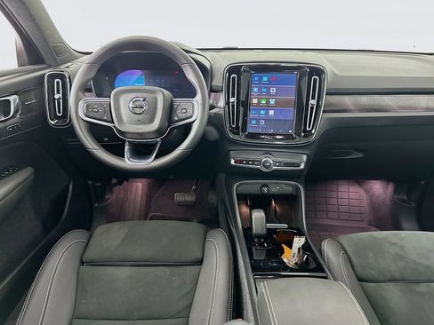 Used 2023 Volvo XC40 Recharge Ultimate w/ Protection Package Premier AWD/4WD image 22