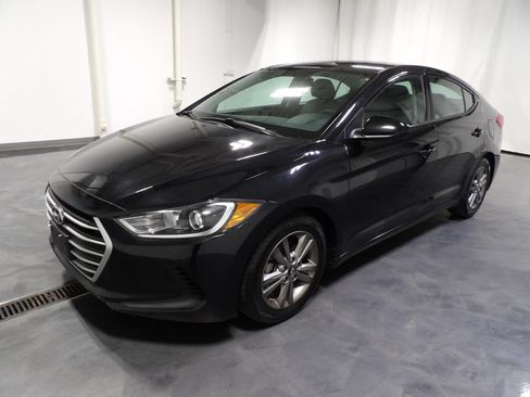 Used 2018 Hyundai Elantra SEL FWD image 3