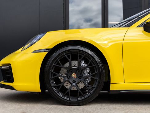 Certified 2021 Porsche 911 Carrera w/ Premium Package image 13