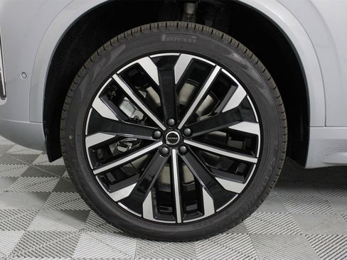 New 2026 Volvo XC90 T8 Ultra w/ Protection Package Premier image 13