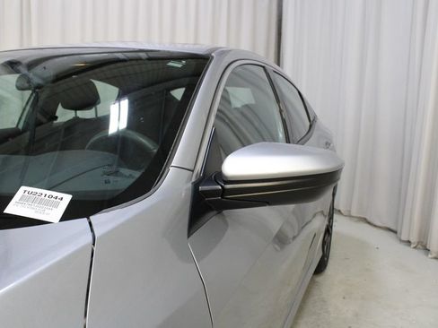 Used 2018 Honda Civic EX image 35