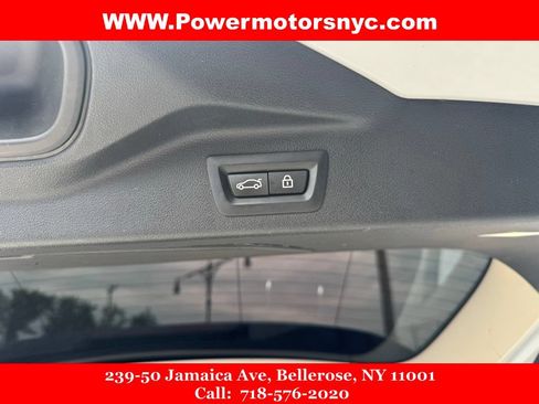 Used 2022 BMW X7 xDrive40i w/ Premium Package AWD/4WD image 26
