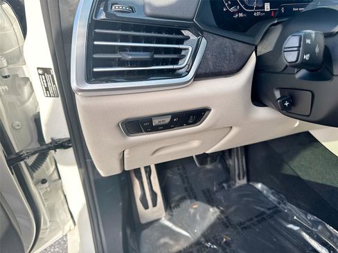 Used 2022 BMW X5 xDrive45e w/ M Sport Package image 10