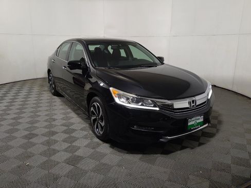 Used 2017 Honda Accord EX-L image 14