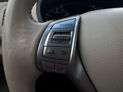 Used 2015 Nissan Altima 2.5 SL w/ Moonroof Package FWD image 19