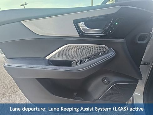 Certified 2024 Acura MDX w/ Technology Package FWD image 16