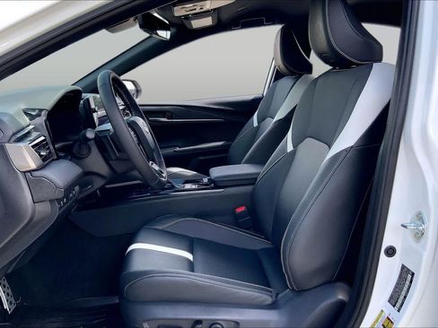 Certified 2025 Toyota Camry SE w/ Multimedia Upgrade Package FWD image 8