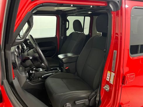 Used 2018 Jeep Wrangler Unlimited Sport S image 18