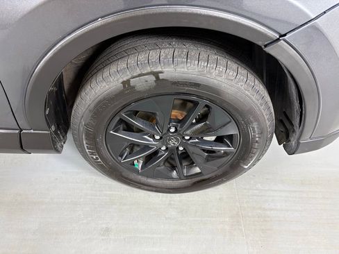 Used 2016 Toyota RAV4 XLE image 11