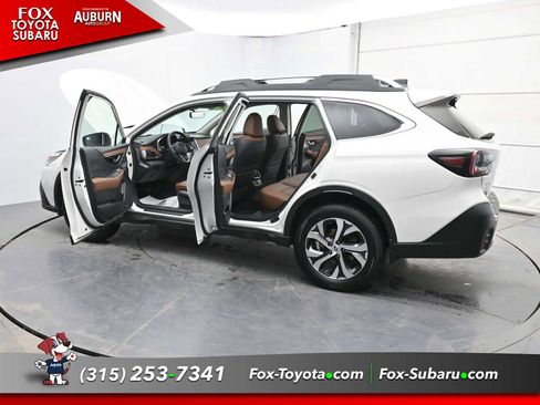 Used 2022 Subaru Outback Touring XT image 39