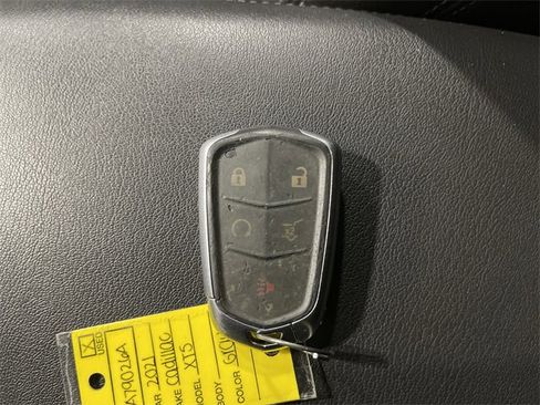 Used 2021 Cadillac XT5 Premium Luxury image 34