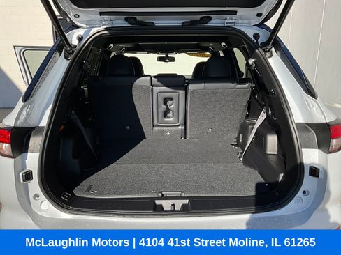 Used 2025 Mitsubishi Outlander SEL Black Edition AWD/4WD image 11