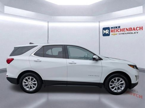 Used 2020 Chevrolet Equinox LT FWD image 3