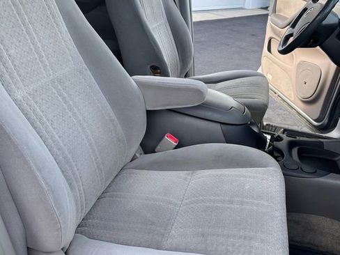 Used 2005 Toyota Tundra SR5 image 13