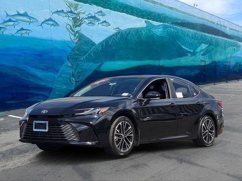 New 2026 Toyota Camry XLE FWD image 3