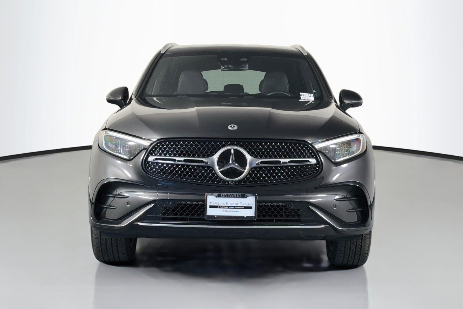 Used 2025 Mercedes-Benz GLC 350e 4MATIC image 2