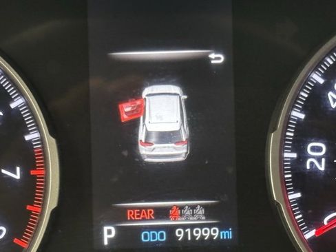 Used 2021 Toyota RAV4 LE image 19