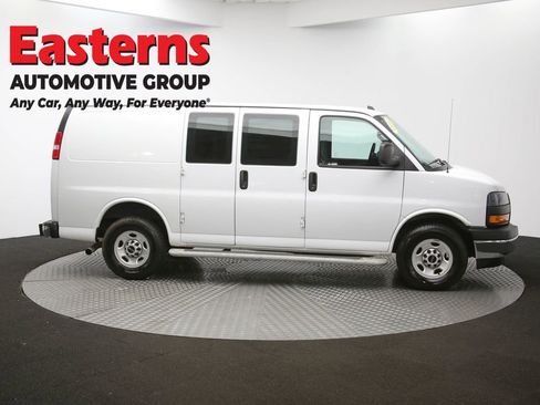 Used 2020 GMC Savana 2500 w/ Driver Convenience Package RWD image 41