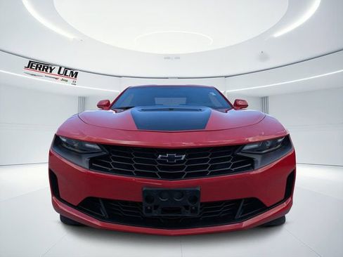 Used 2022 Chevrolet Camaro LT RWD image 8