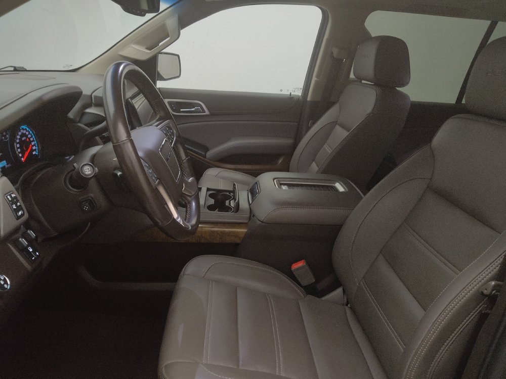 Used 2019 GMC Yukon XL Denali w/ Denali Ultimate Package RWD image 17