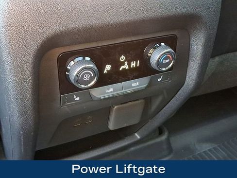 Used 2026 Chevrolet Traverse RS image 14