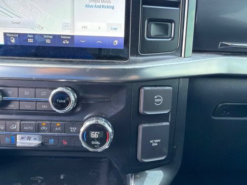 Used 2021 Ford F150 Lariat AWD/4WD image 23