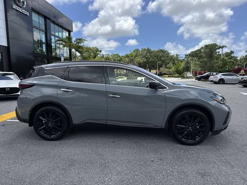 Used 2023 Nissan Murano SV w/ SV Midnight Edition Package FWD image 5