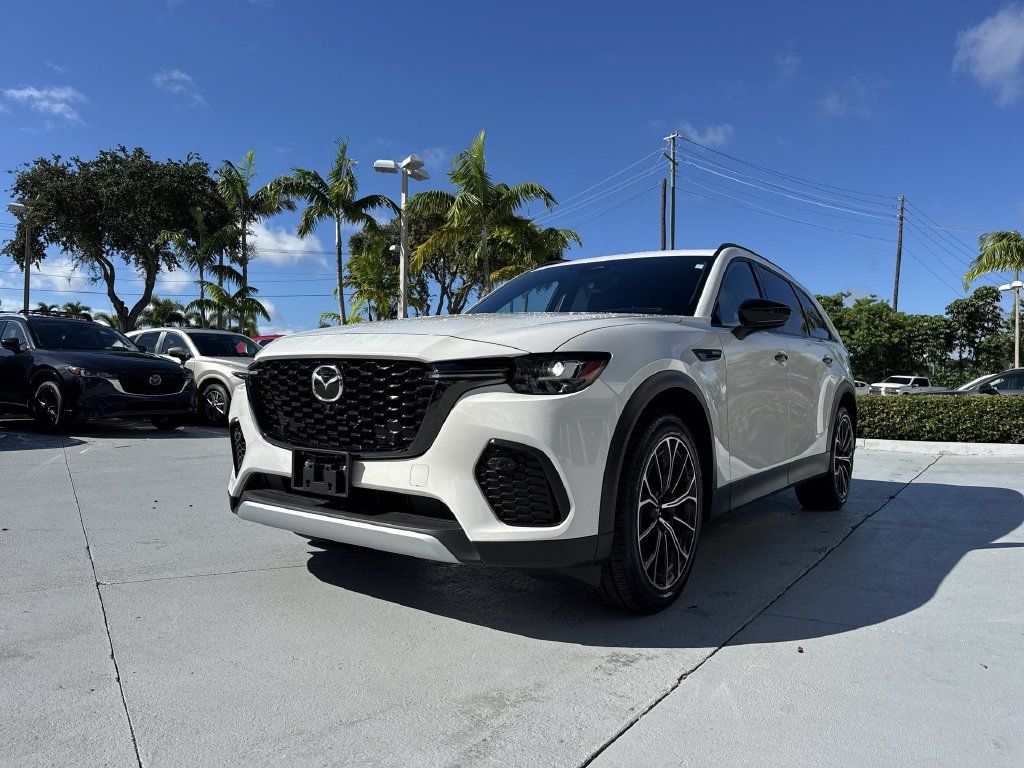 Used 2025 MAZDA CX-70 Plug-In Hybrid w/ Premium Plus AWD/4WD image 31