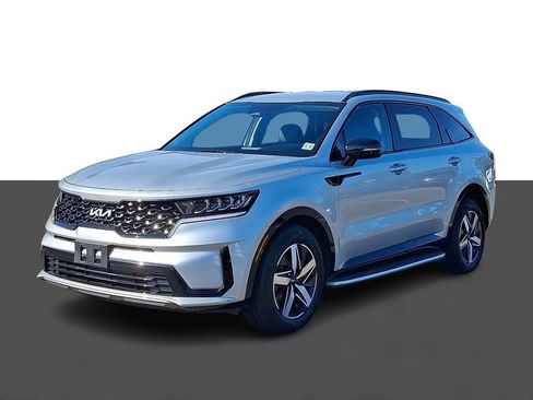Used 2022 Kia Sorento S FWD image 3
