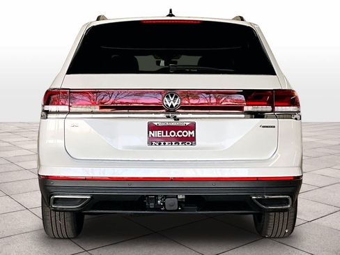 New 2026 Volkswagen Atlas SE AWD/4WD image 4