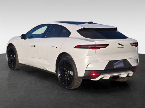 New 2024 Jaguar I-PACE R-Dynamic HSE image 4