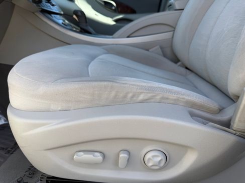 Used 2010 Buick LaCrosse CX FWD image 10