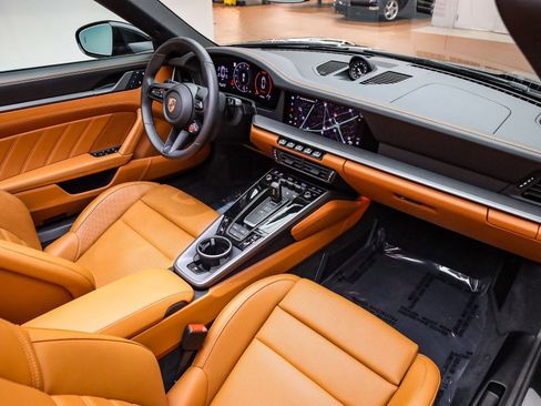 Used 2026 Porsche 911 Carrera image 16