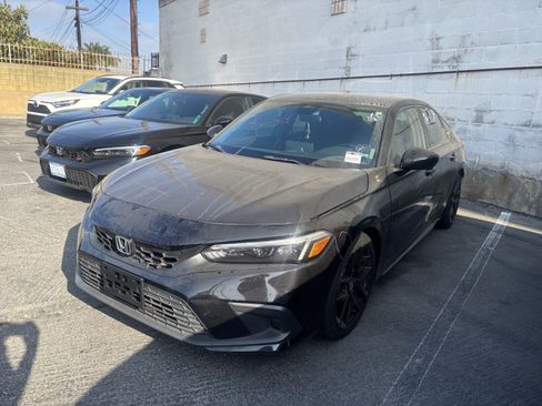 Used 2024 Honda Civic Sport image 2