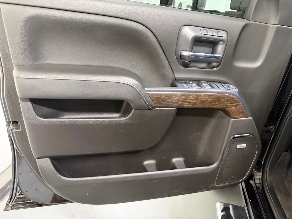 Used 2019 GMC Sierra 3500 Denali w/ Duramax Plus Package AWD/4WD image 12