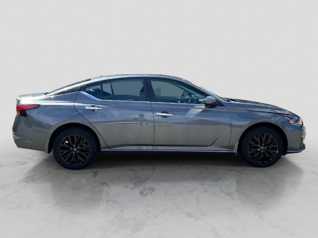 Certified 2025 Nissan Altima 2.5 SV w/ SV Special Edition Package AWD/4WD image 6
