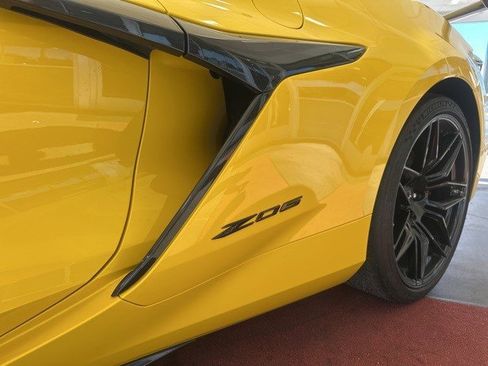 Used 2025 Chevrolet Corvette Z06 w/ Z07 Performance Package image 13